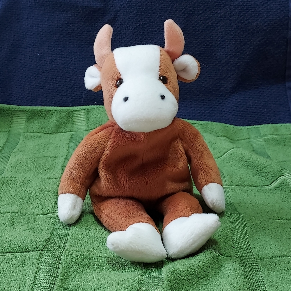 Ty Beanie Babies Bessie The Cow